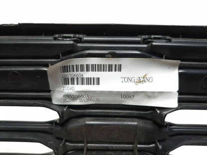 2017 Subaru Impreza Front Bumper Grille W/ Emblem 91122fl00a OEM