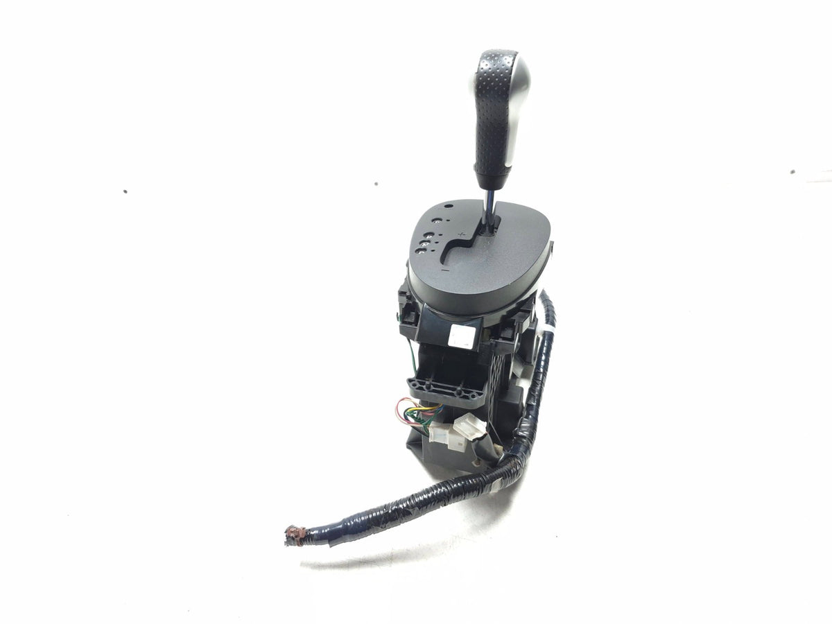 2011-2014 Nissan Juke At Transmission Shifter Selector Lever OEM