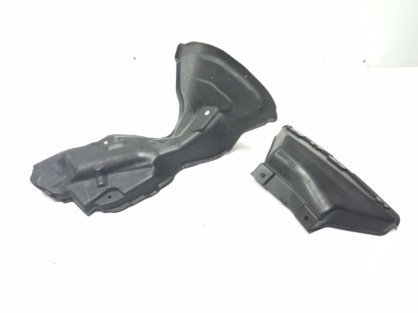 2014 Honda Cr-z Gas Fuel Filler Neck Tube Shield Guard OEM