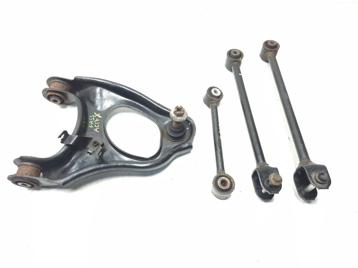 2017 Honda Accord Sedan Rear Suspension Control Arm Passenger Side Right 4pcsoem