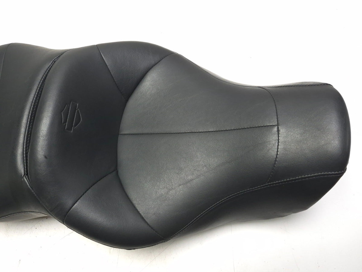 2007 Harley Touring Street Glide Seat & Passenger Backrest Pair OEM