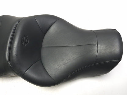 2007 Harley Touring Street Glide Seat & Passenger Backrest Pair OEM
