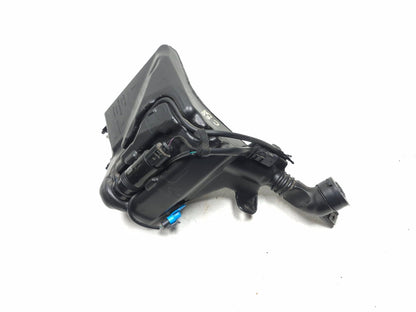 2018 Tesla Model 3 Washer Fluid Reservoir 1090850-00-e OEM