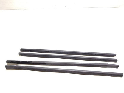 2014 - 2019 Kia Soul Door Glass Belt Seal Molding Set OEM