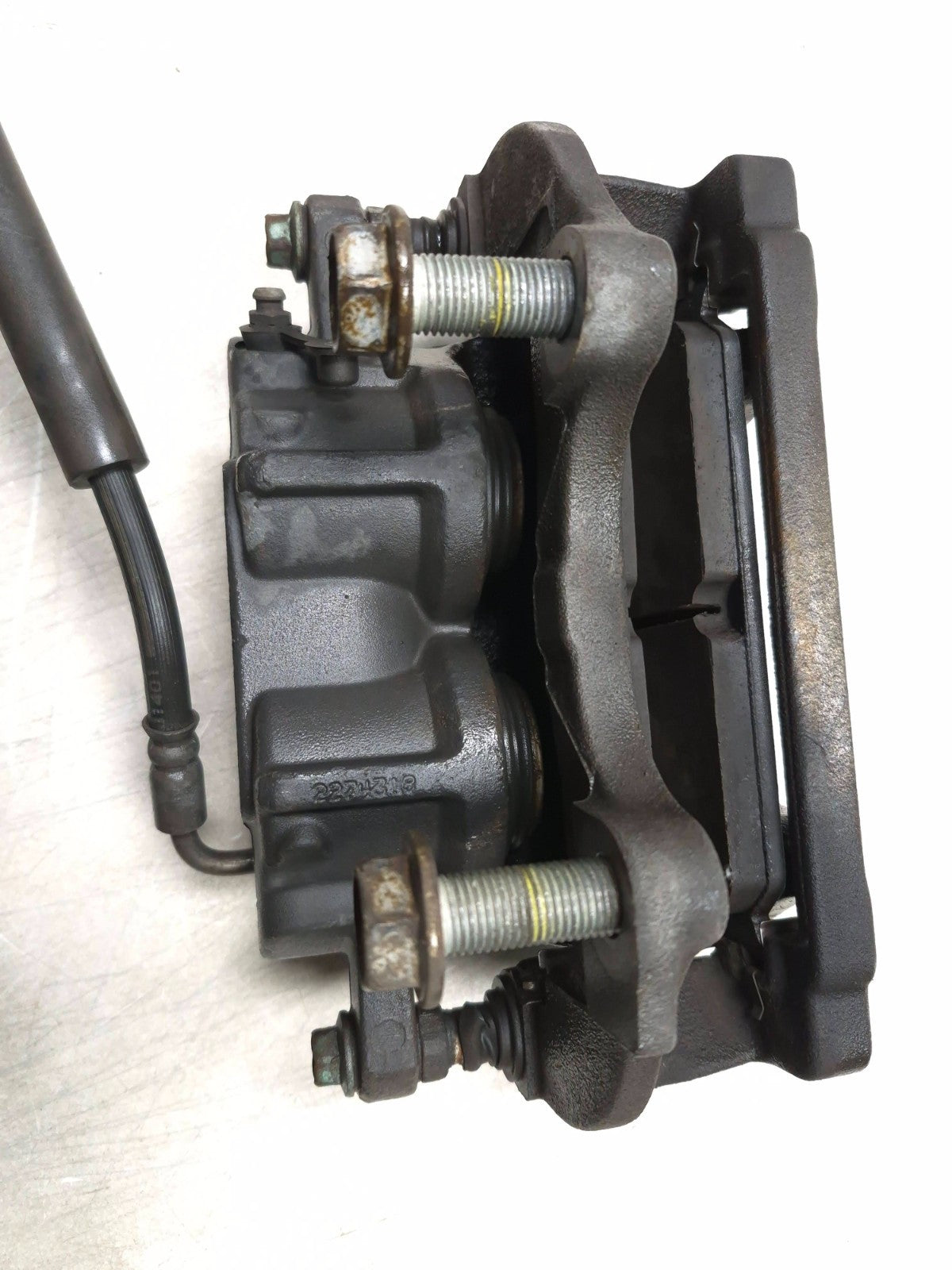 2018 Chrysler 300 AWD Front Brake Caliper Passenger Side Right 3.6loem