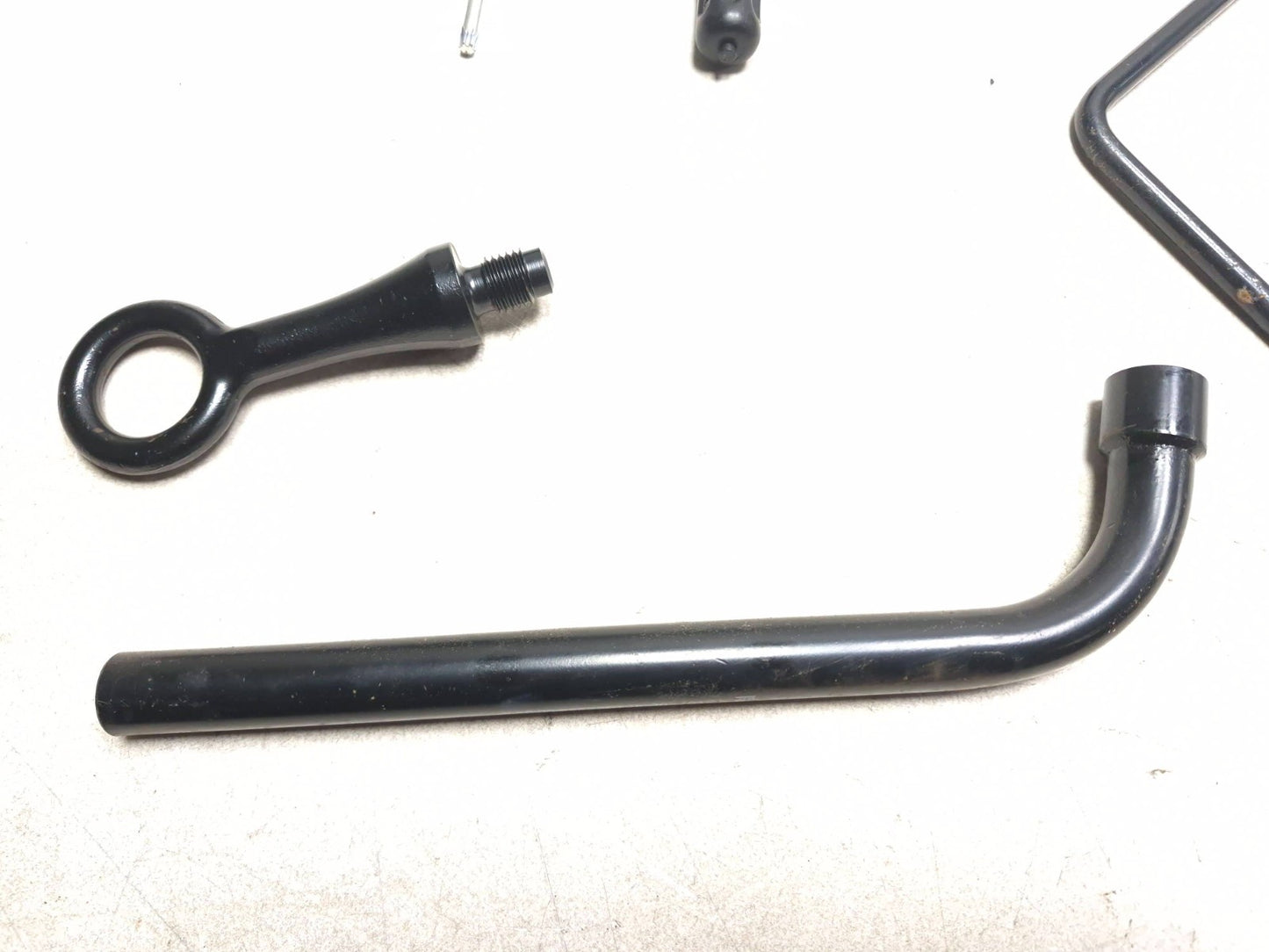 2007 Saab 9-5 Aero Spare Tire Emergency Jack W/ Tool Kit OEM