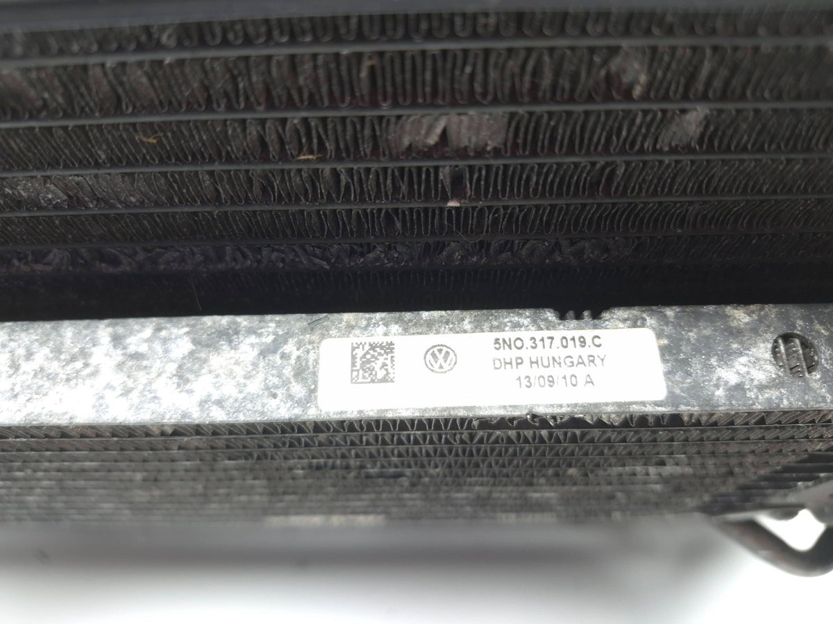 2011 Volkswagen Tiguan Radiator Condenser Intercooler Cooling Fan Assy OEM