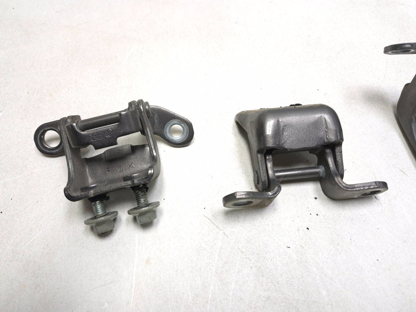 2008 Acura Tl Door Hinge Front & Rear Passenger Side Right OEM