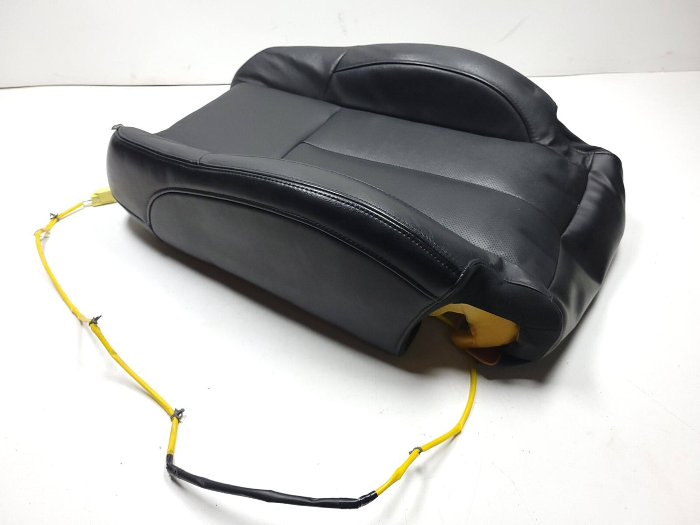 2004 - 2008 Nissan Maxima Front Seat Back Cushion Upper Passenger Right OEM