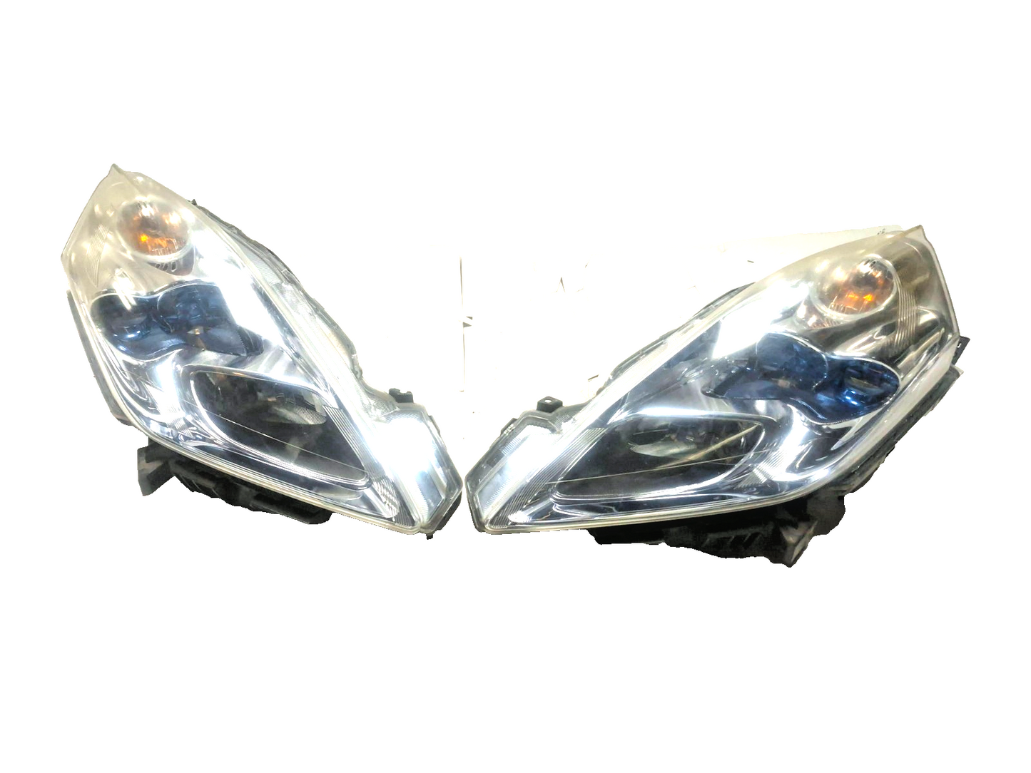 2012 Nissan Leaf Headlight Left & Right OEM