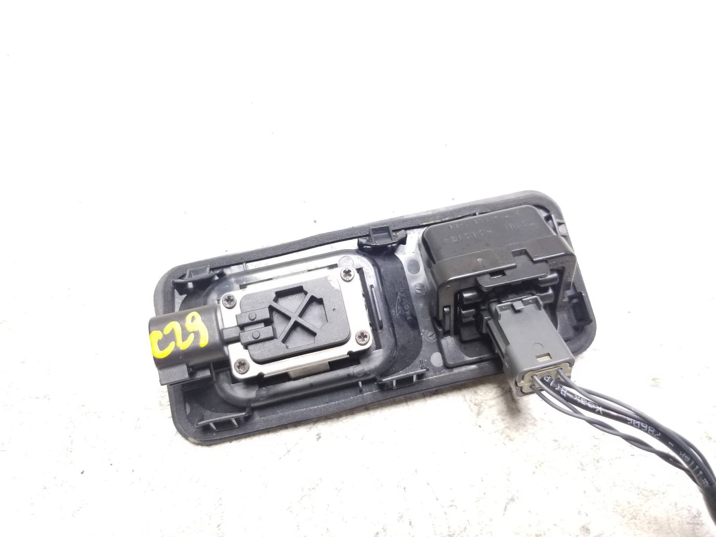17 Jaguar Xe Rear Tailgate Lid Release Handle Switch W/ Camera Gx73-432b10-bb