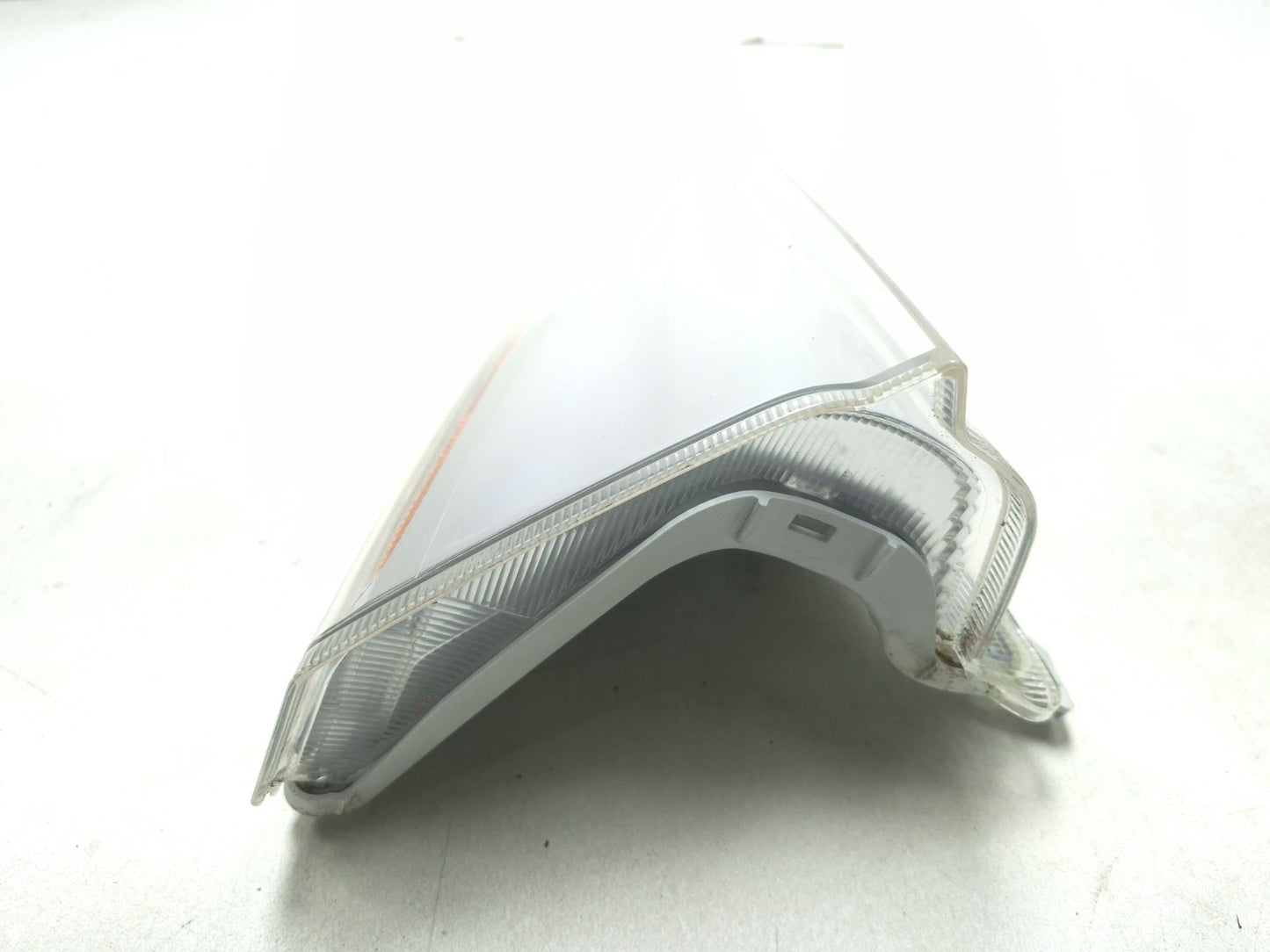 2012 Nissan Leaf Front Turn Signal Side Marker Light Passenger Side Right OEM