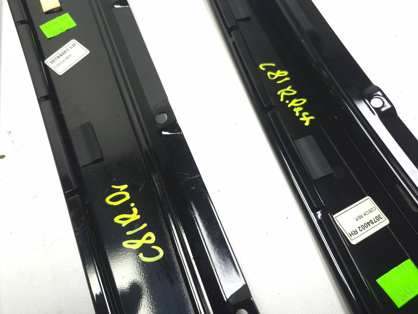 2013 Volvo S60 Door Window Applique Molding 4pcs OEM