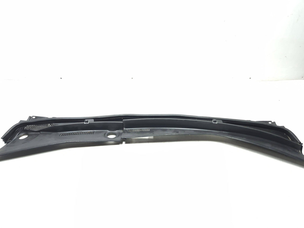 2004-2008 Acura Tl Front Windshield Wiper Cowl Cover Panel OEM