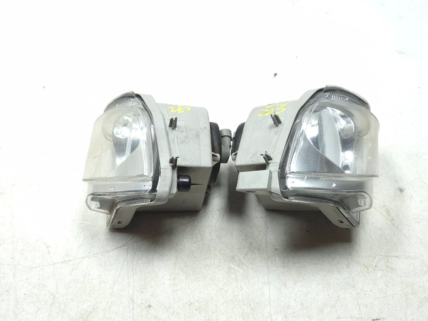 2009 Lexus IS250 Front Fog Light Lamp Left & Right OEM