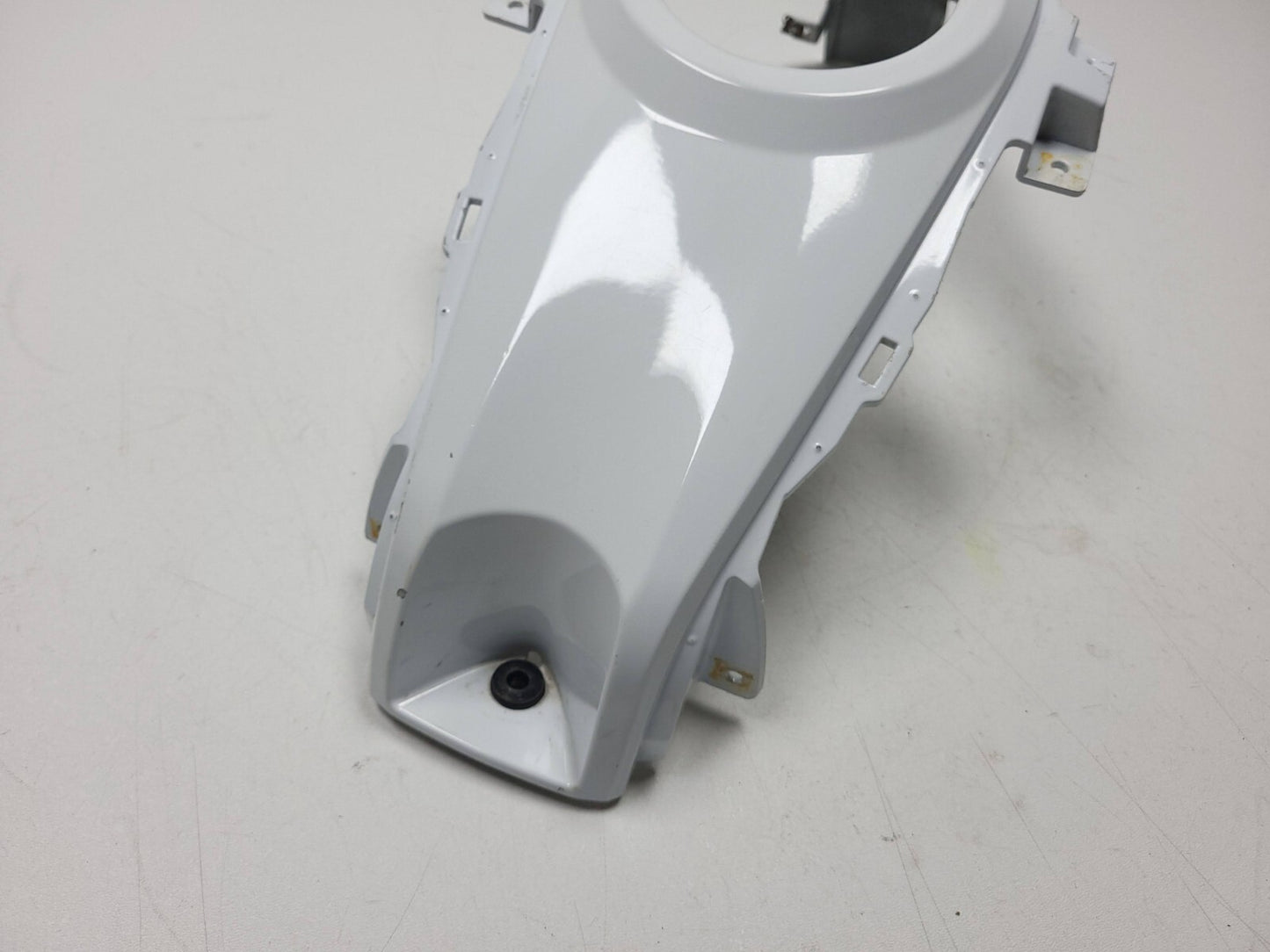 2015 - 2018 Yamaha Yzf-r3 Yzfr3 Center Middle Gas Fuel Tank Cover Cowling OEM