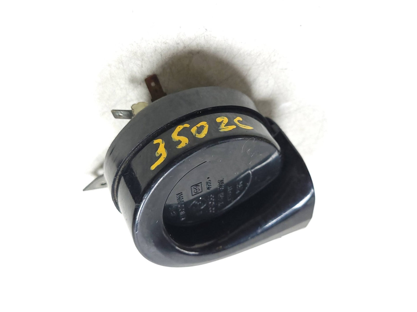 2007 - 2009 Nissan 350z Horn Signal OEM
