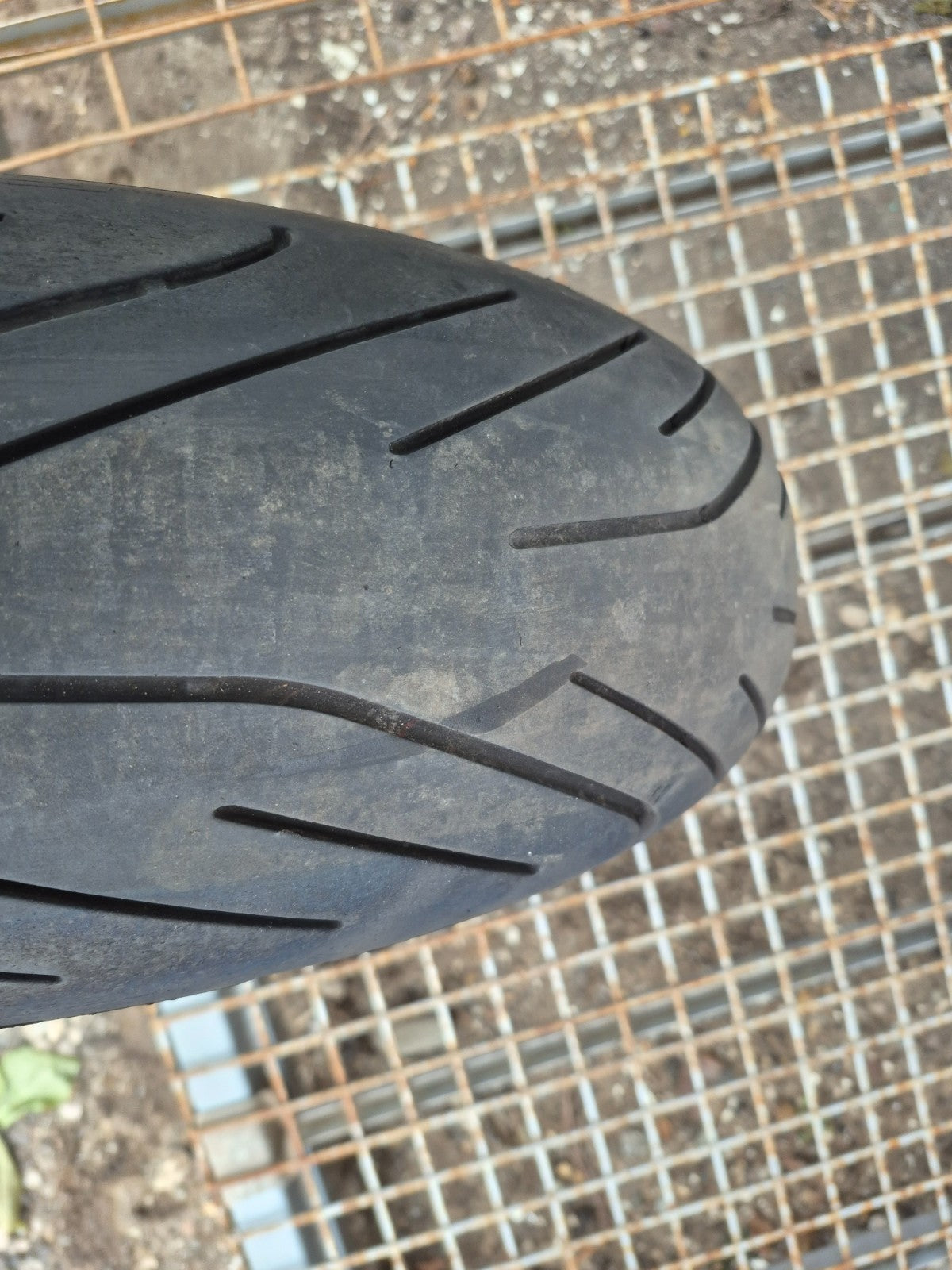 2005  Triumph Sprint St Rear Wheel W/ Tire Michelin 180/55 R 17 OEM