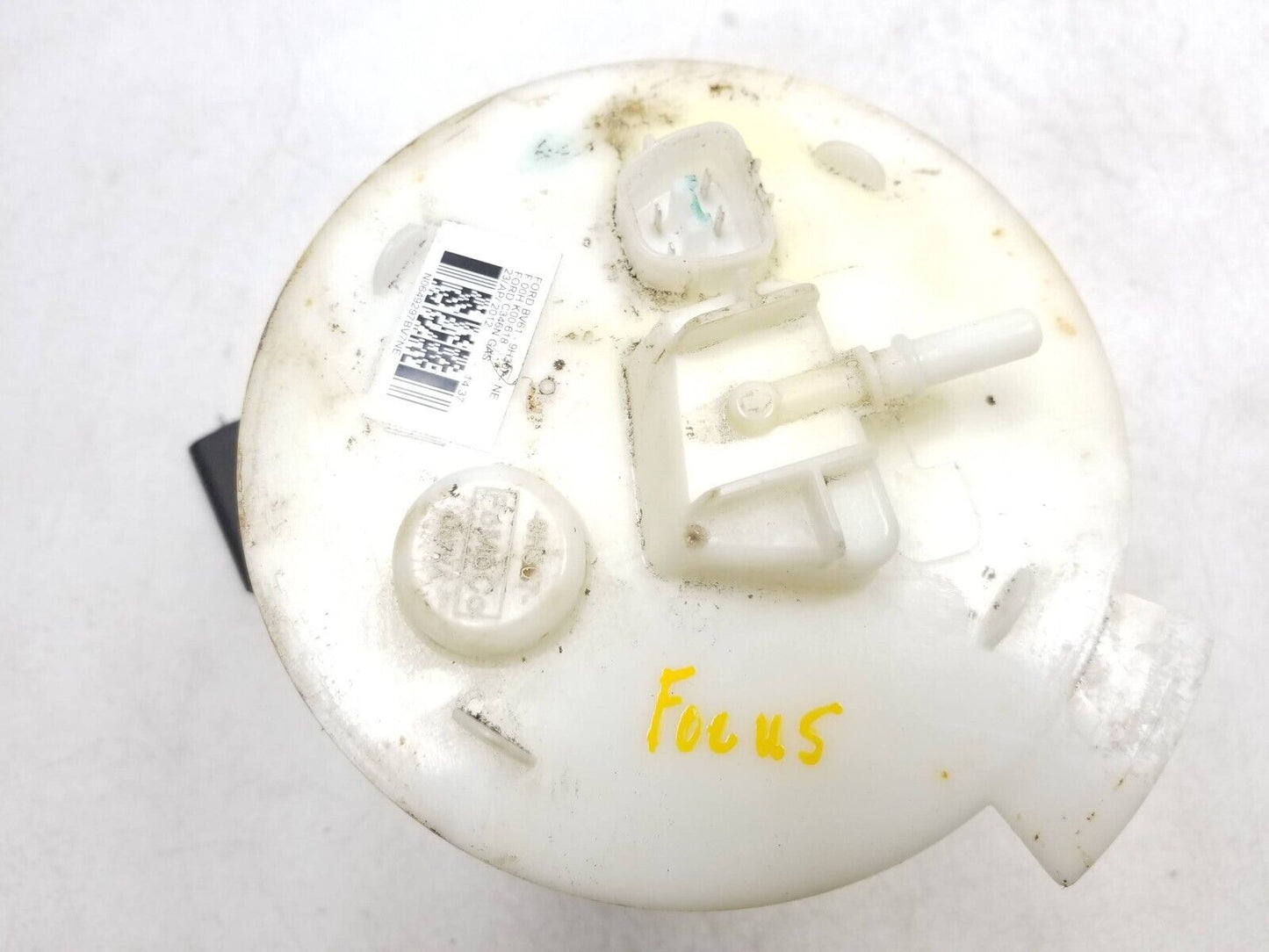 12 - 18 Ford Focus Fuel Pump Bv61-9h307-ne OEM