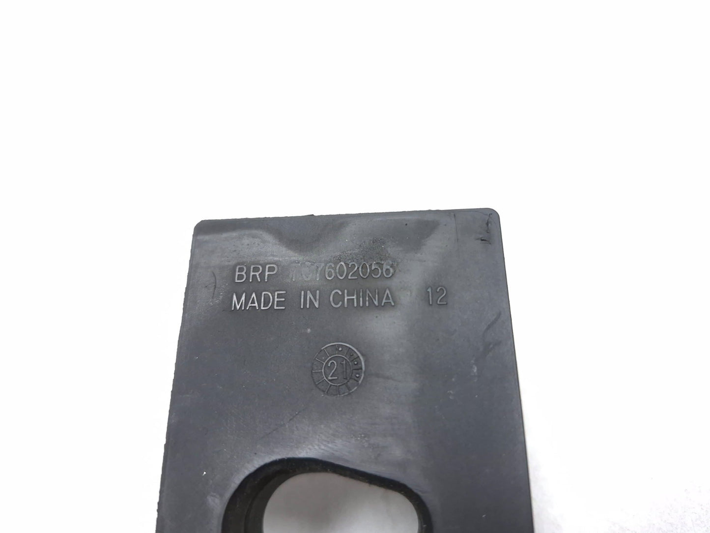 2022 Can-am Ryker 900 Exhaust Muffler Rubber Mount Bushing Bracket OEM
