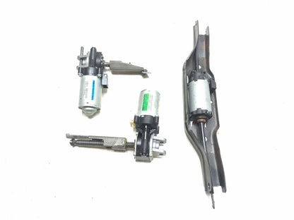 2018 Chrysler 300 Front Seat Adjustment Motor Right Passenger Side 3 Pcs OEM
