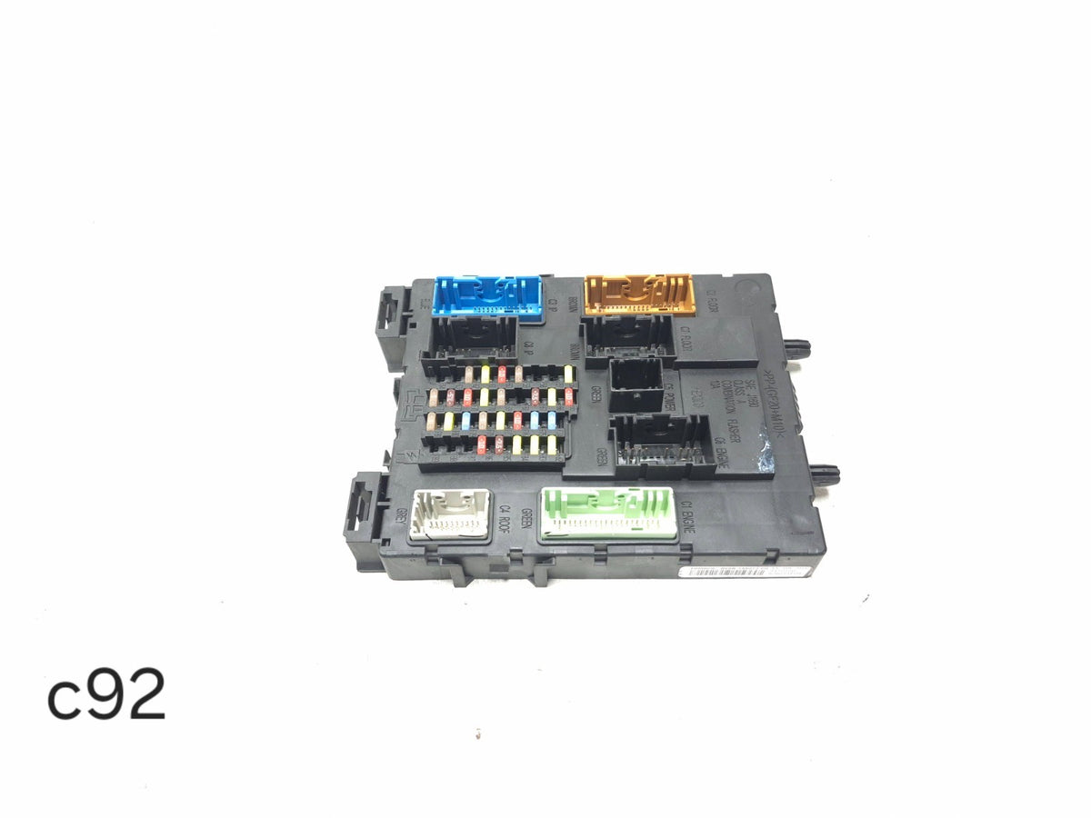 2013 Ford Focus St Fuse Relay Box Body Control Module Bv6n-14a073-pd OEM