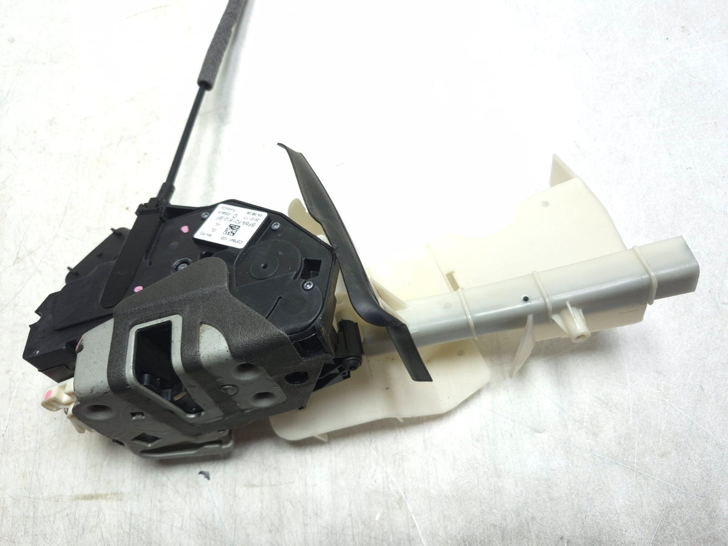 2017 Ford Focus Front Door Lock Latch Actuator Driver Side Left OEM