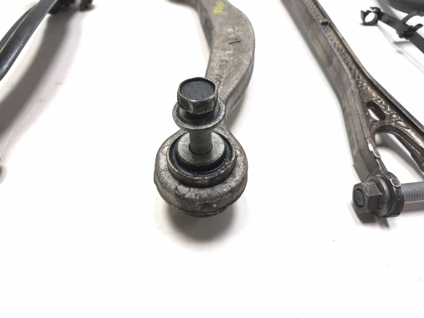2020 Dodge Challenger Control Arm Rear Passenger Side Right OEM