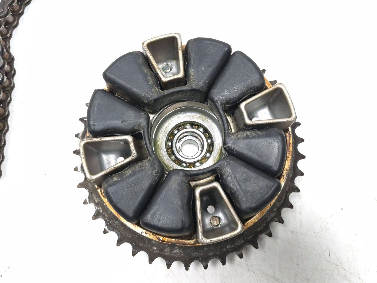 2004 Kawasaki Vulcan 800 Vn800 Rear Wheel Hub & Sprocket W/ Drive Chain OEM