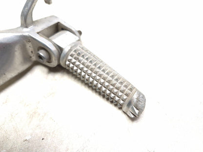 2002 Yamaha Yzf-r6 Left & Right Rear Footrest OEM