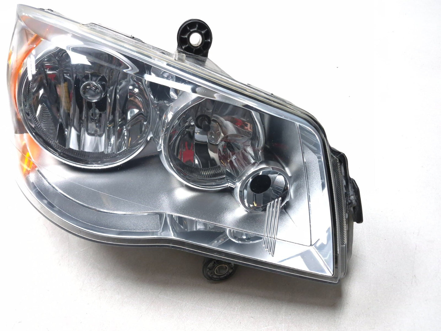 2016 Dodge Grand Caravan Headlight Passenger Side Right OEM