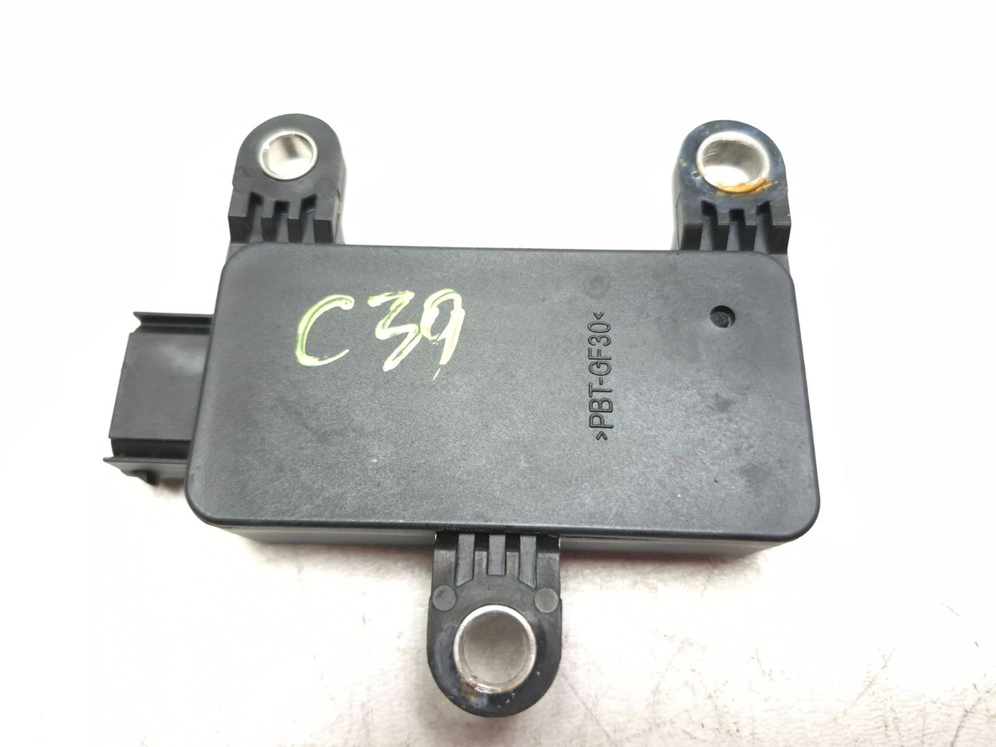 2014 Hyundai Accent Yaw Rate Sensor OEM