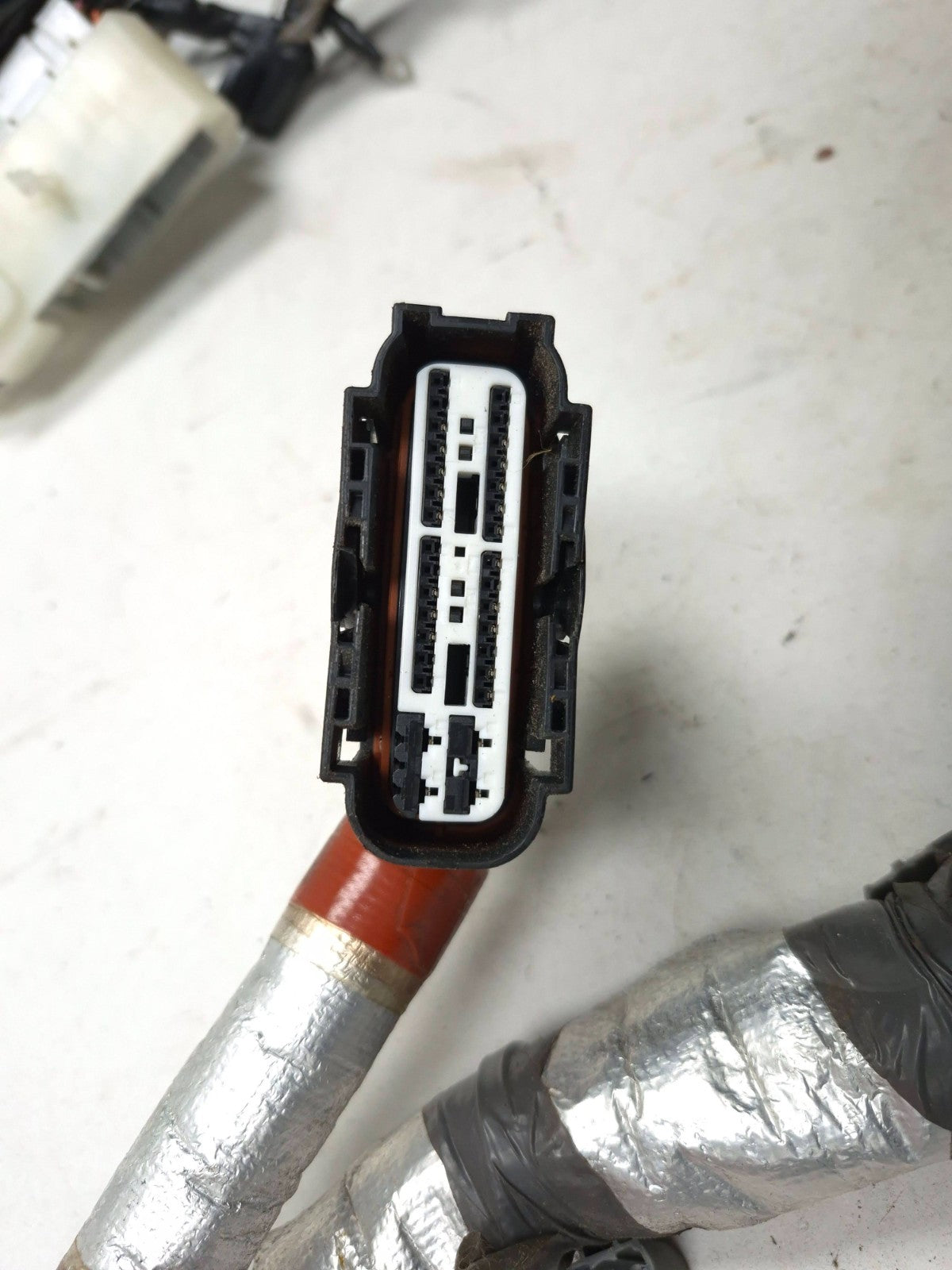 2015 Nissan Juke Main Fuse Box Wire Harness OEM