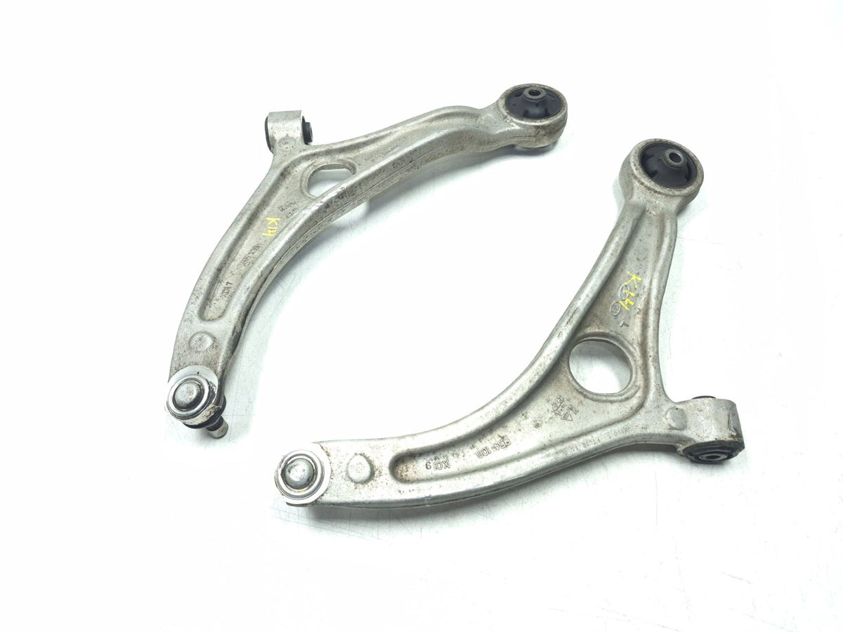 2015 Kia Optima Front Lower Control Arm Left & Right OEM
