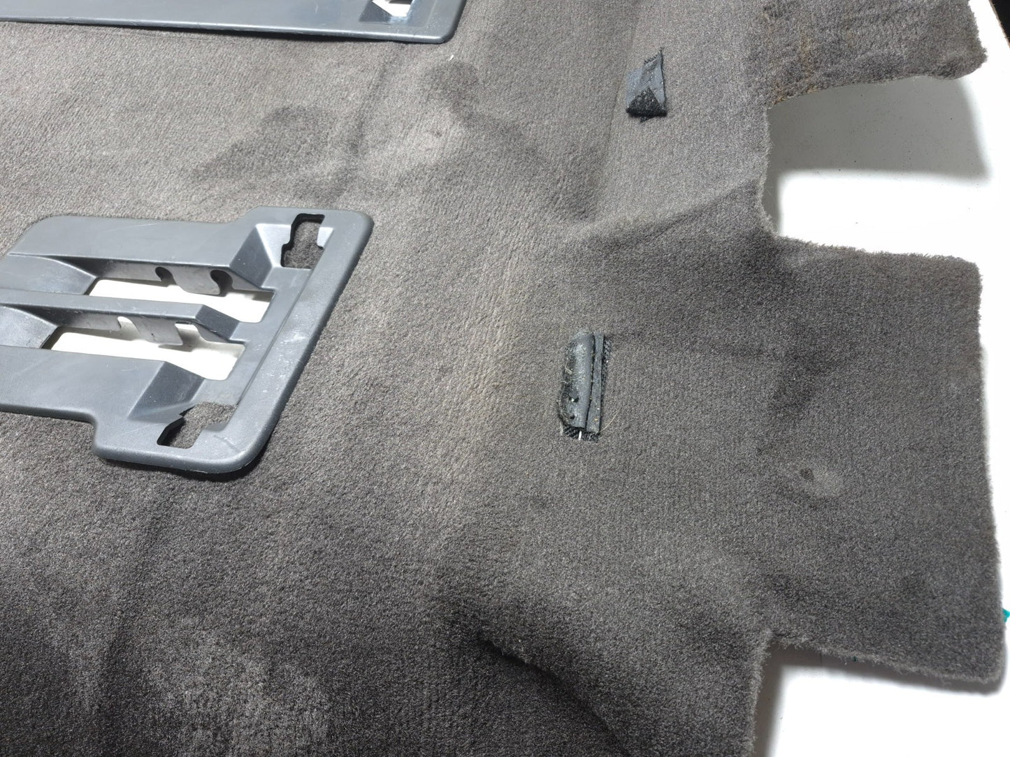 2013 Cadillac Escalade Esv Rear Floor Interior Carpet Liner OEM
