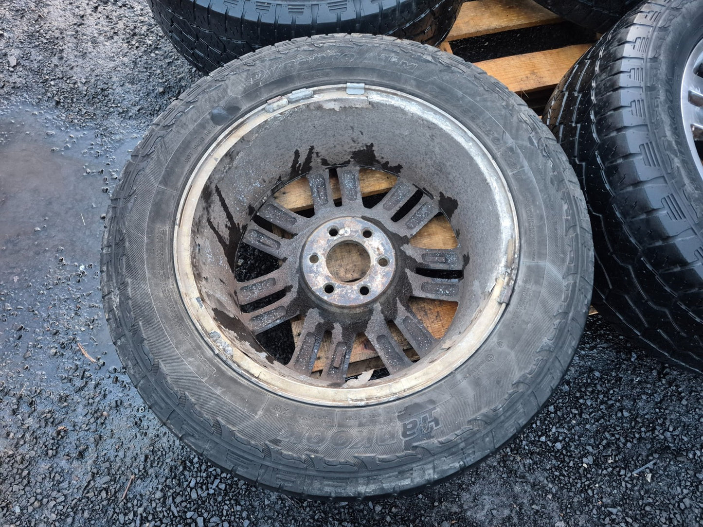2008 Lincoln Navigator L Wheel Rim W/tire Hankook 275/55 R20 6/32 4 Pcs OEM