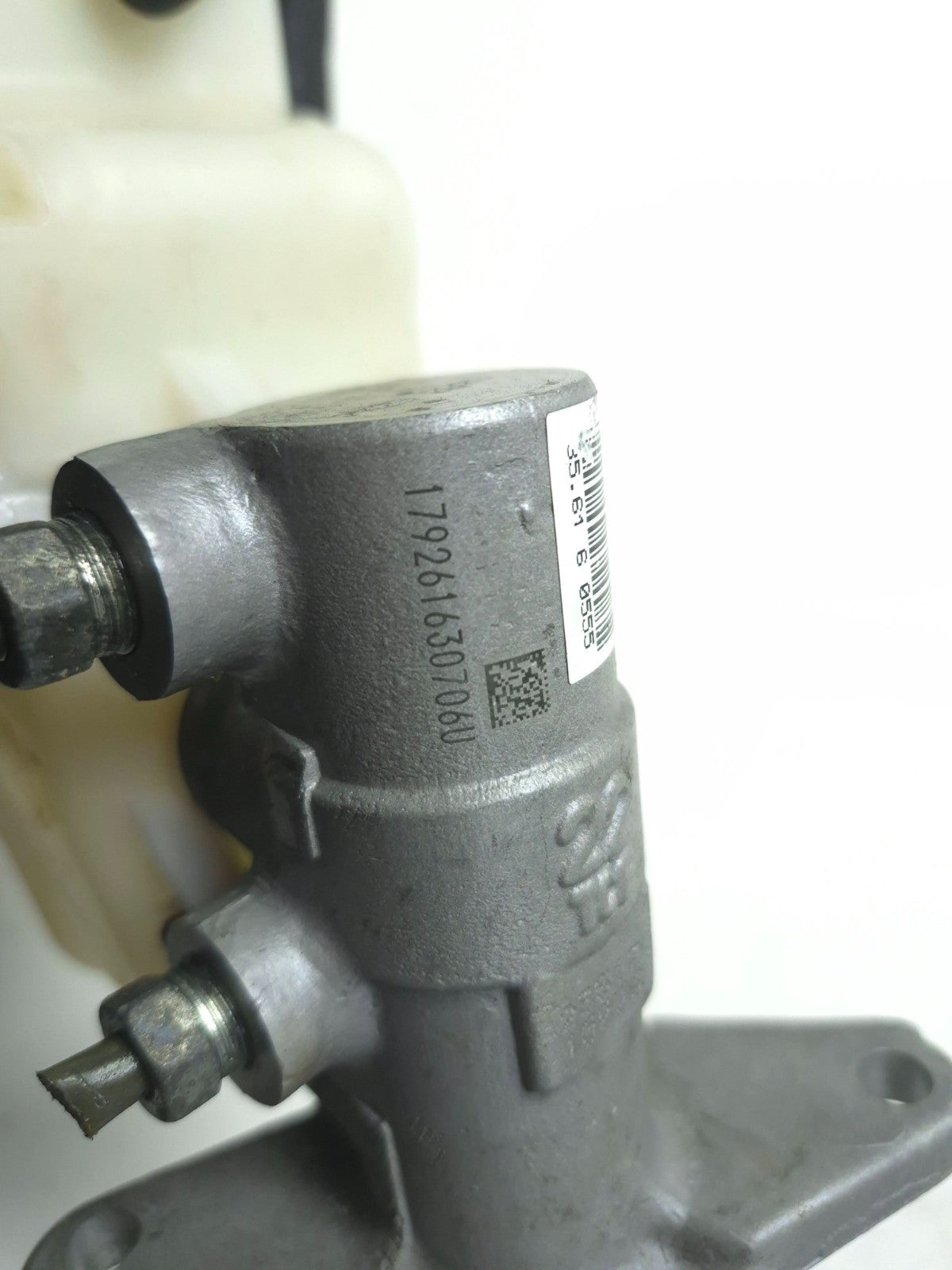2018 Toyota Corolla Brake Master Cylinder OEM