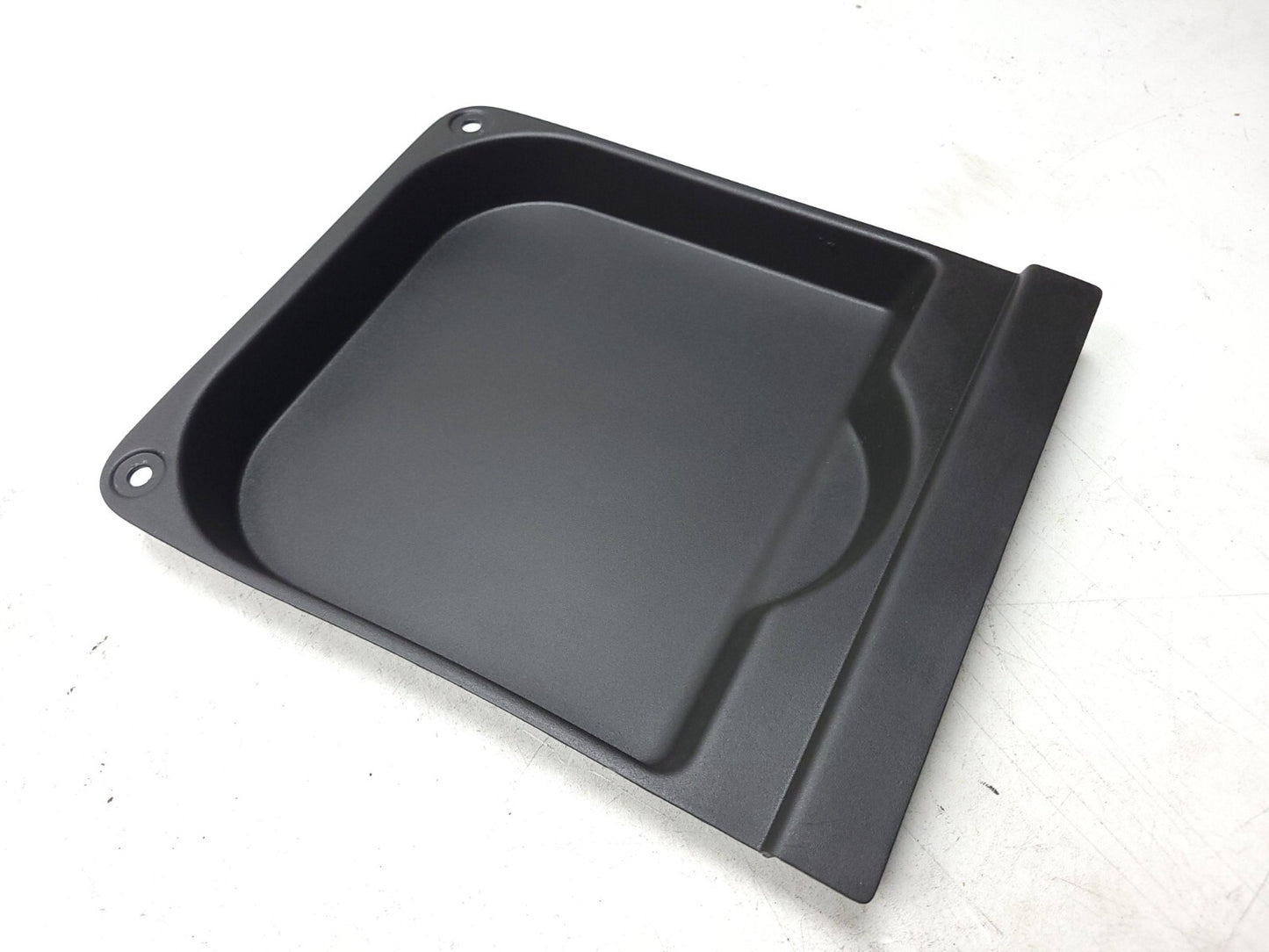 2010 - 2014 Chevrolet Suburban Rear Armrest Insert & Cup Holders OEM