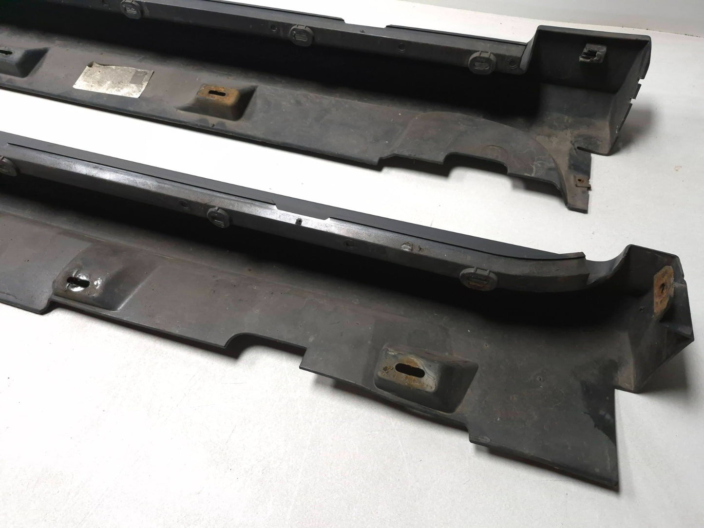 2007 Saab 9-5 Skirt Sill Cover Cap Rocker Panel 2pcs OEM