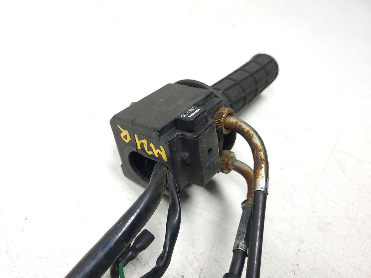 1984-1987 Honda Gl1200 Goldwing Right Handlebar Kill Switch & Throttle Tube OEM