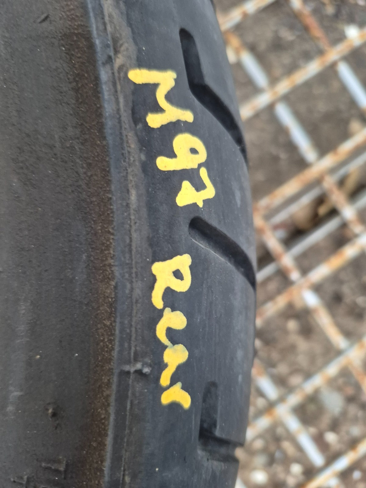 1993 Suzuki Gsx600fp Katana Front & Rear Wheel W/ Tire Pair R 17 OEM