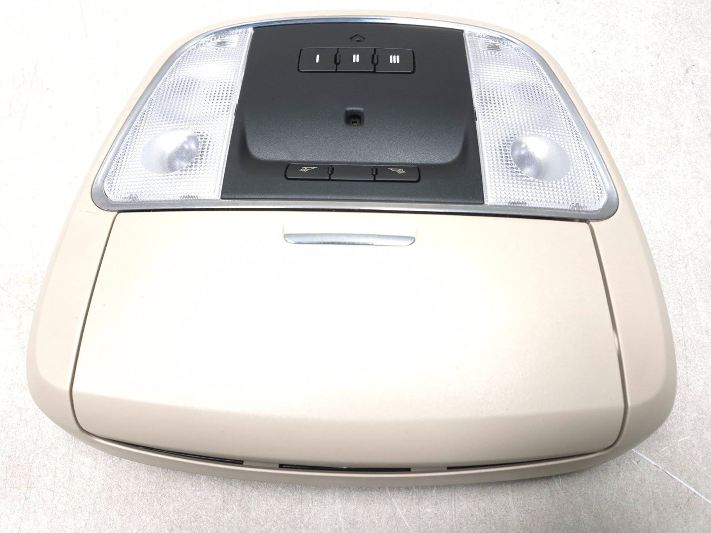 2018 Chrysler 300 Limited AWD Overhead Dome Light OEM