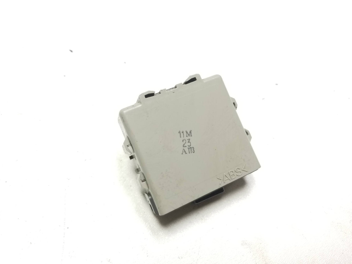 2011 - 2016 Scion Tc Tpms Tire Pressure Monitor Module OEM
