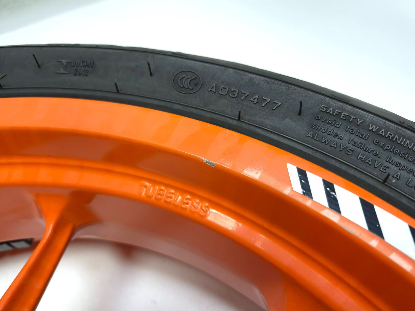 2017 Ktm 390 Duke Wheel Rim W/ Tire R 17x3 17x4 Front & Rear Pair OEM