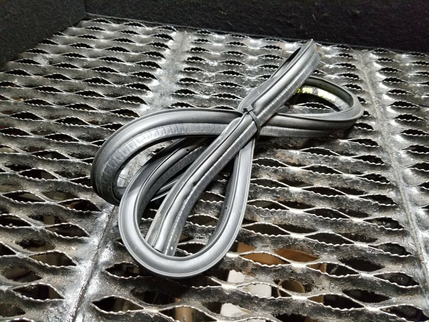 12-17 Fiat 500 Abarth Under Hood Weather Strip Seal Weatherstrip OEM 12k