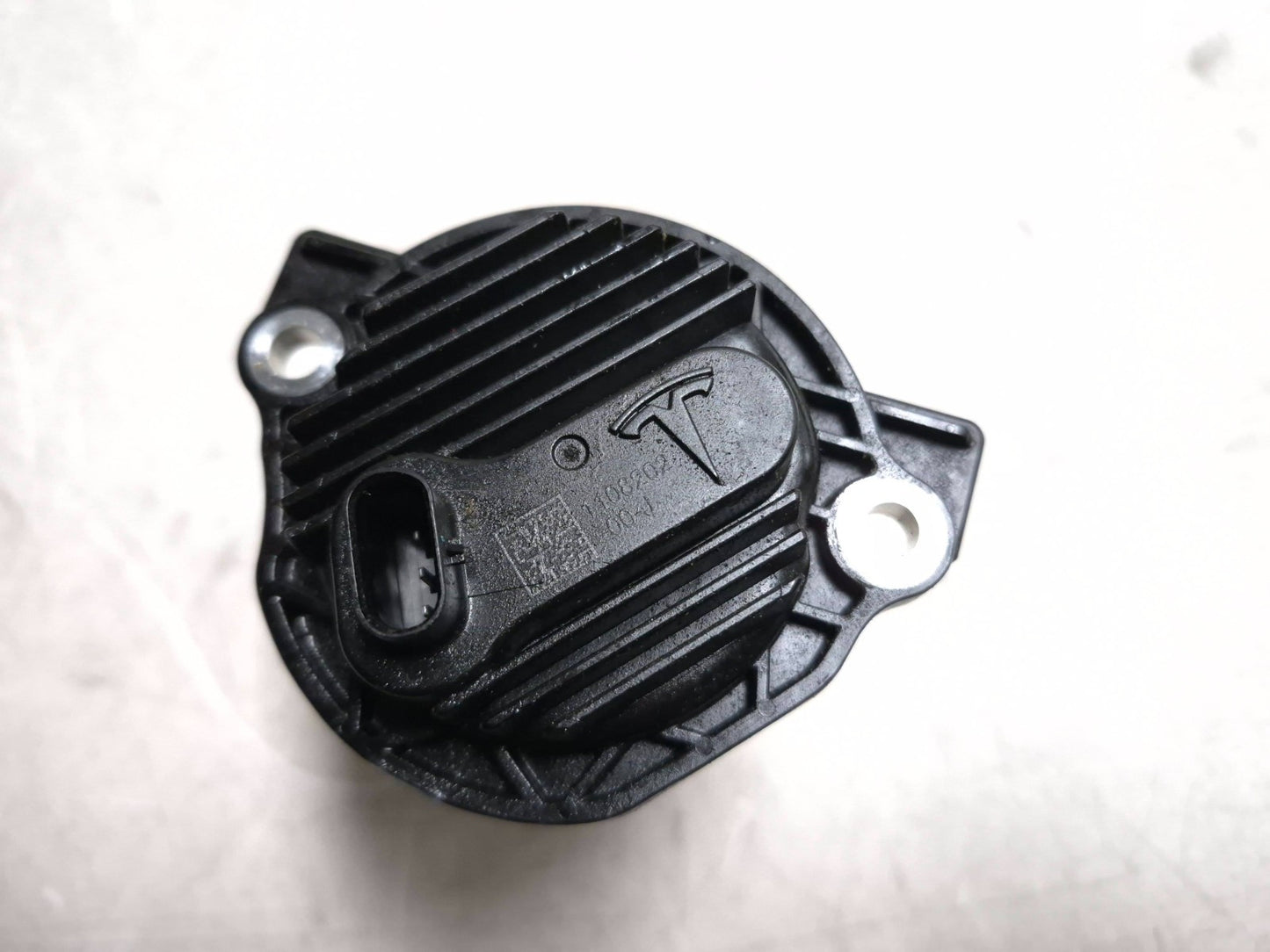 2021 Tesla Model 3 Drive Unit Engine Motor Electric Oil Pump 110820200-1 OEM