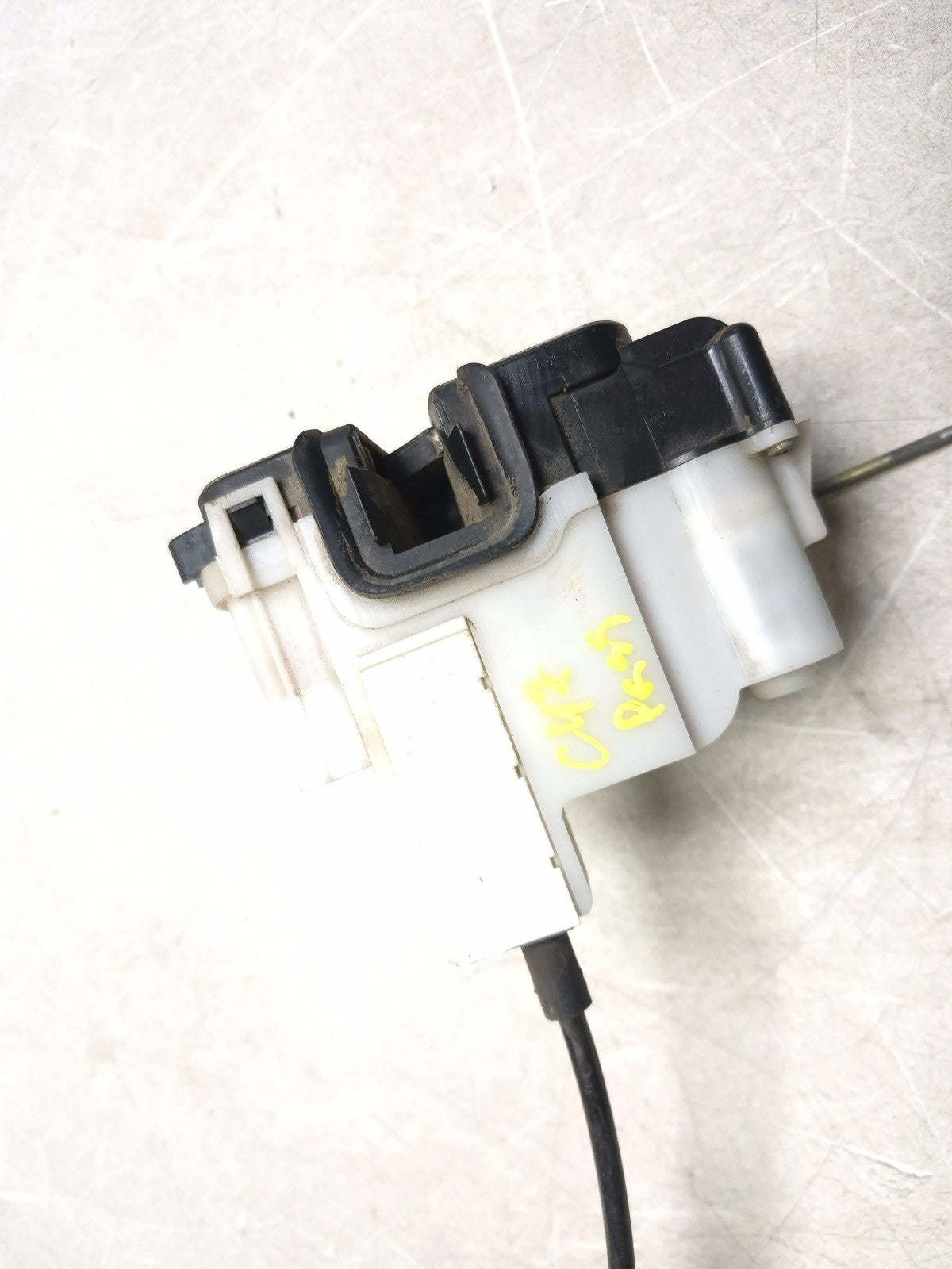 2013 Fiat 500 Turbo Front Right Door Lock Latch Actuator W/ Cable OEM