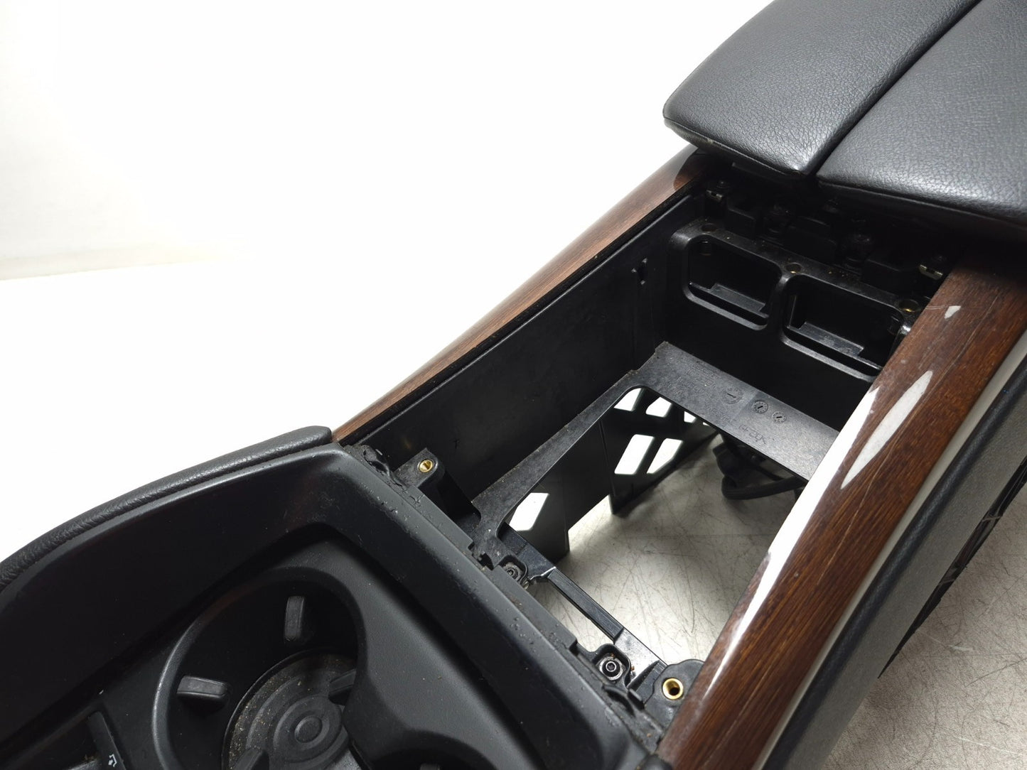 2008 BMW BMW X6 E71 Console Panel Armrest Cum Holder & Monitor Screen OEM