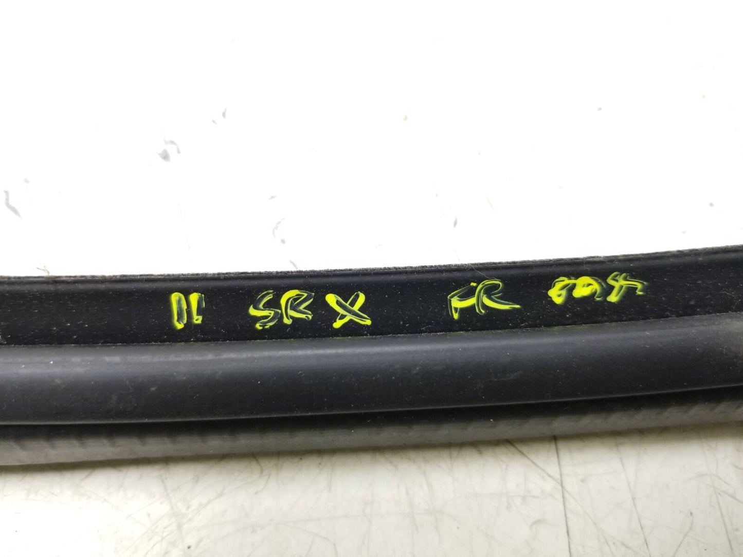 2010 - 2016 Cadillac SRX Door Glass Belt Seal Molding 3 Pcs OEM