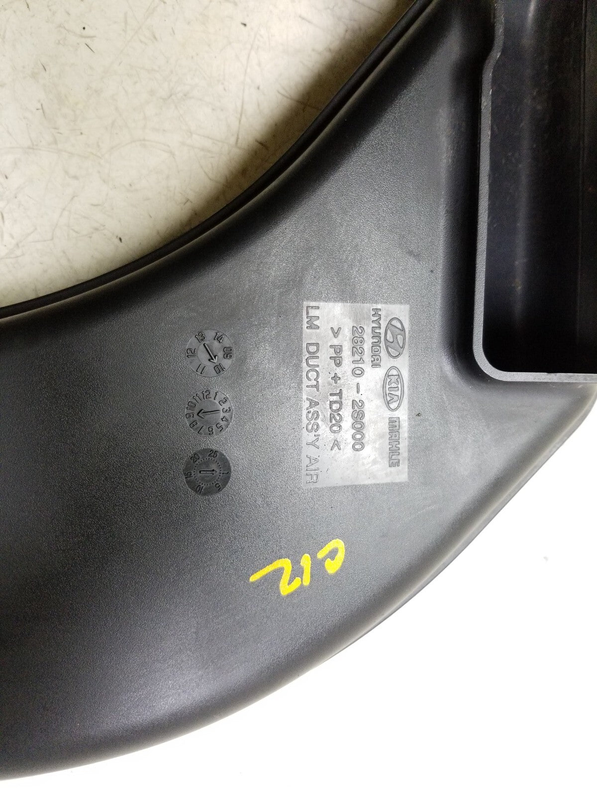 2011 - 2016 Kia Sportage Air Intake Duct Tube Pipe 2.4l OEM